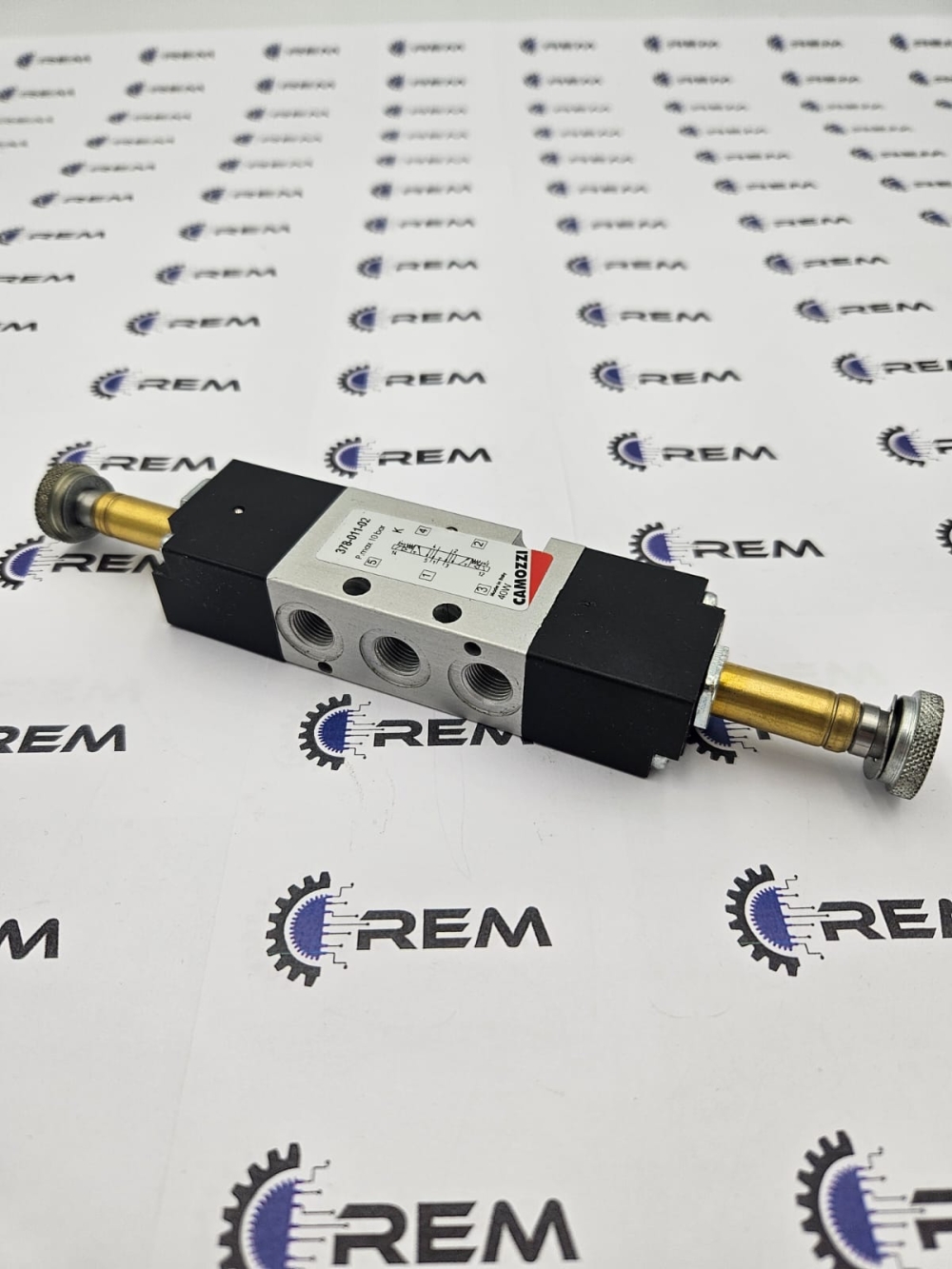 Elettrovalvola CAMOZZI 378-011-02 – 5/3 a doppia solenoide, G1/8, nuova senza bobine - immagine 2