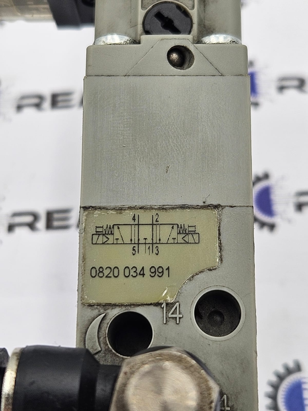 Valvola Rexroth 0820‑034‑991 – 5/3, doppia bobina – Usata - immagine 3